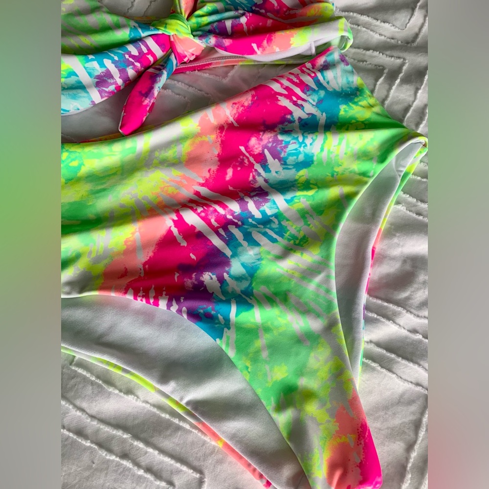 Shein bikini - Picture 2 of 6